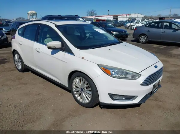 1FADP3N23HL287195 2017 FORD FOCUS - Image 1