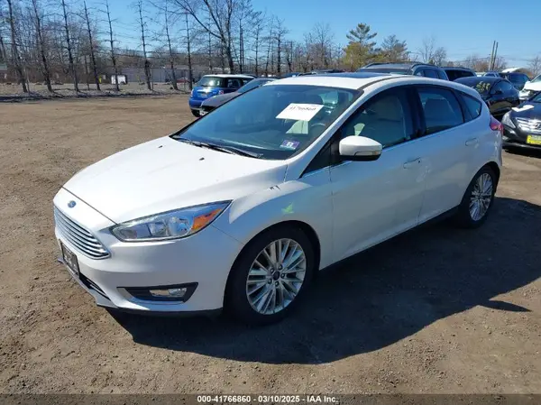 1FADP3N23HL287195 2017 FORD FOCUS - Image 2