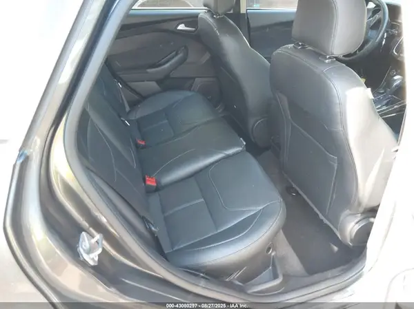 1FADP3N23HL309583 2017 FORD FOCUS - Image 8