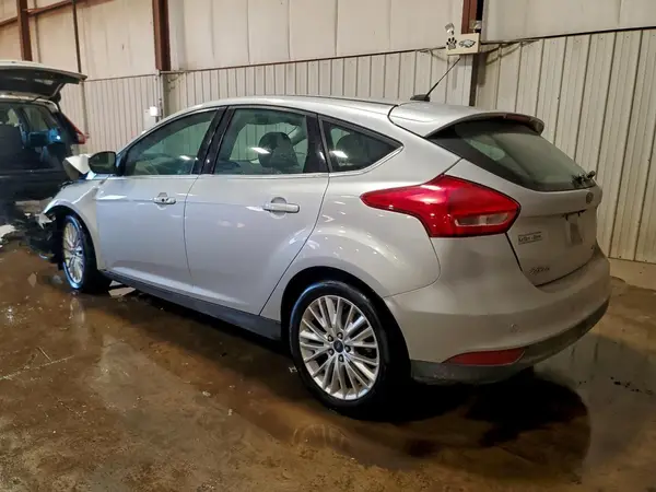 1FADP3N23HL336203 2017 FORD FOCUS - Image 2