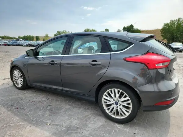 1FADP3N23JL273206 2018 FORD FOCUS - Image 2