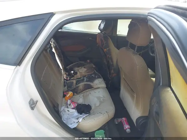 1FADP3N23JL273223 2018 FORD FOCUS - Image 8