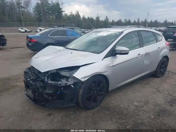 1FADP3N23JL279460 2018 FORD FOCUS - Image 2