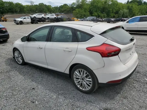 1FADP3N23JL288255 2018 FORD FOCUS - Image 2
