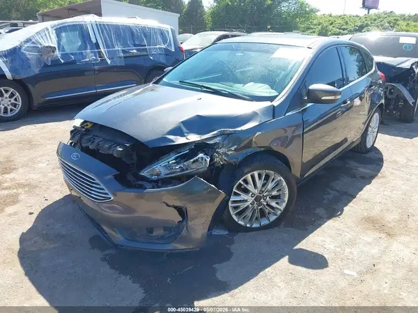 1FADP3N23JL314563 2018 FORD FOCUS - Image 2