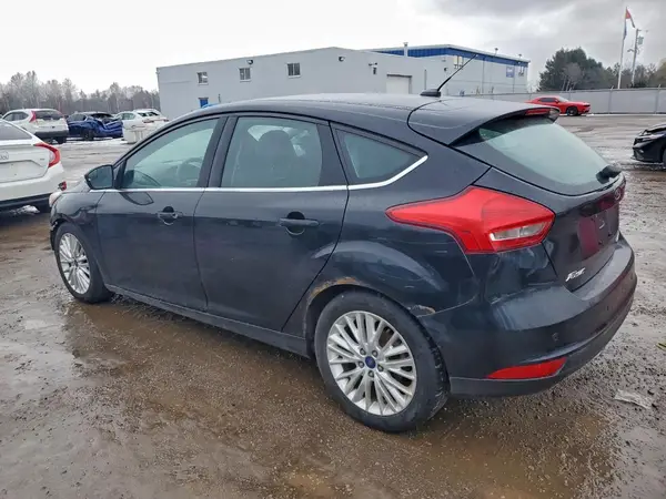 1FADP3N24GL223035 2016 FORD FOCUS - Image 2