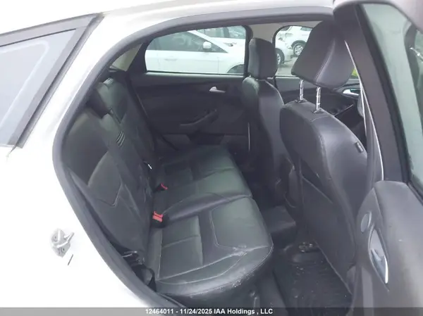 1FADP3N24GL287155 2016 FORD FOCUS - Image 8