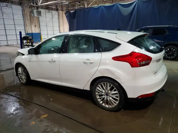 1FADP3N24GL299449 2016 FORD FOCUS - Image 2