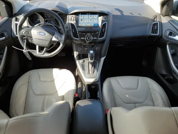 1FADP3N24GL307436 2016 FORD FOCUS - Image 8