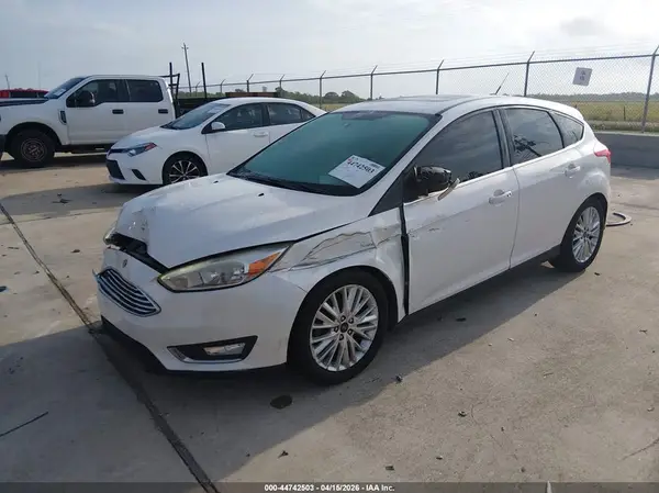 1FADP3N24GL355356 2016 FORD FOCUS - Image 2