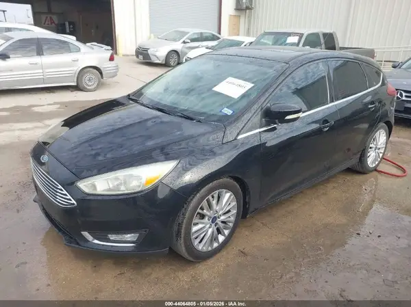 1FADP3N24GL395081 2016 FORD FOCUS - Image 2