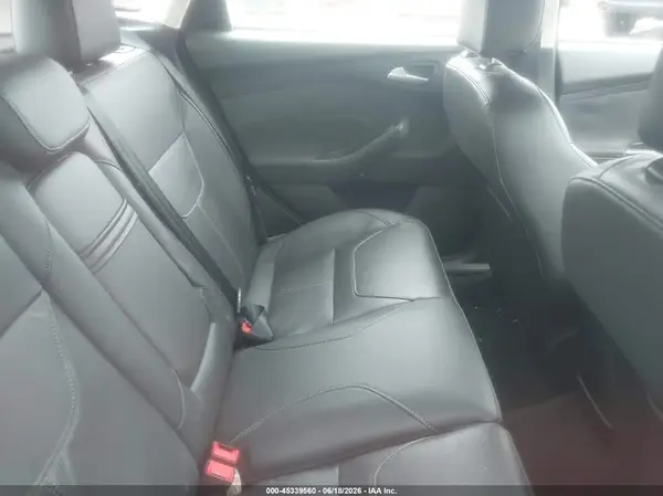 1FADP3N24GL406564 2016 FORD FOCUS - Image 8
