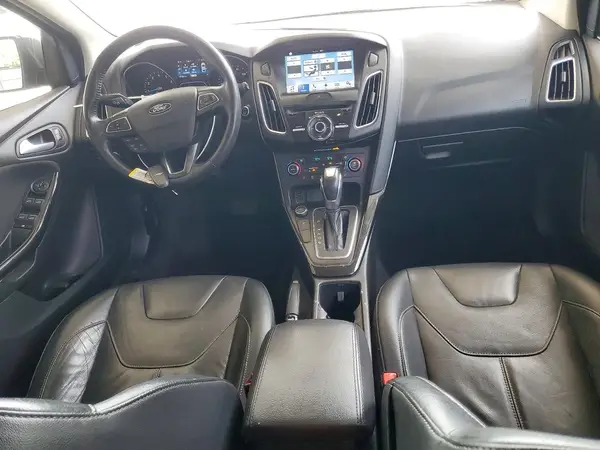 1FADP3N24HL230276 2017 FORD FOCUS - Image 8