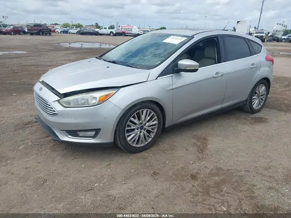 1FADP3N24HL268526 2017 FORD FOCUS - Image 2