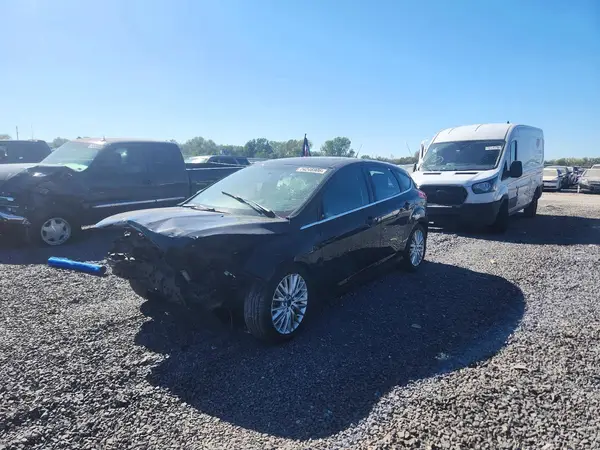 1FADP3N24HL299730 2017 FORD FOCUS - Image 1