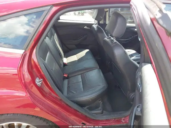 1FADP3N24HL306725 2017 FORD FOCUS - Image 8