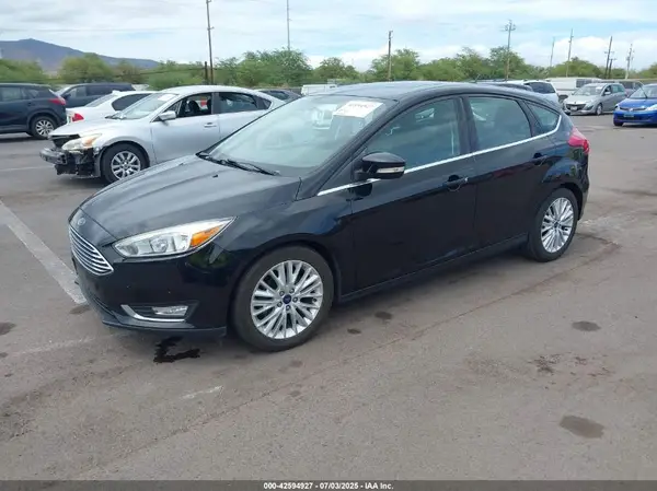 1FADP3N24HL326330 2017 FORD FOCUS - Image 2