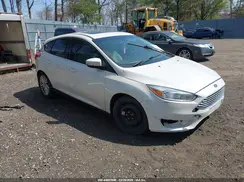 1FADP3N24JL283209 2018 FORD FOCUS