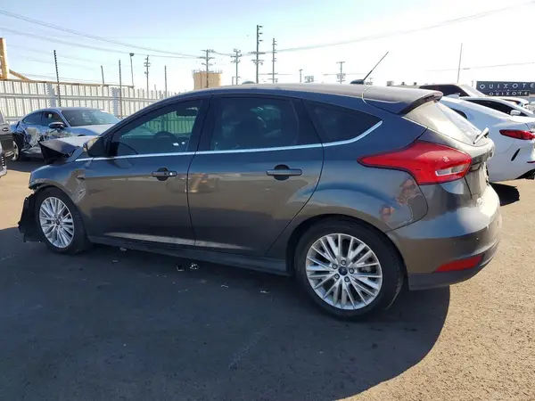 1FADP3N24JL283405 2018 FORD FOCUS - Image 2