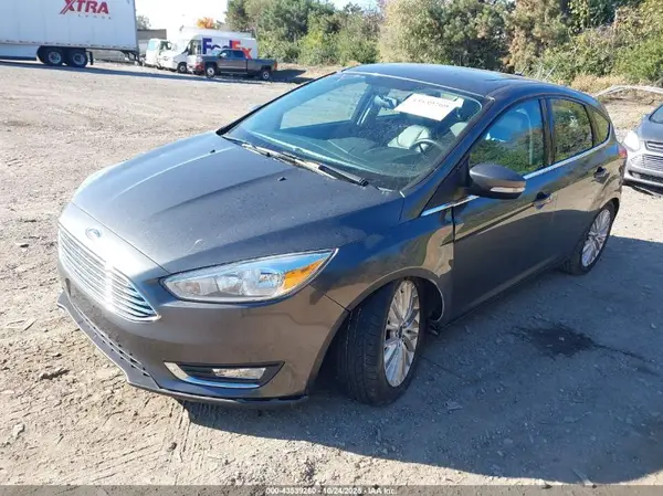 1FADP3N24JL286143 2018 FORD FOCUS - Image 2