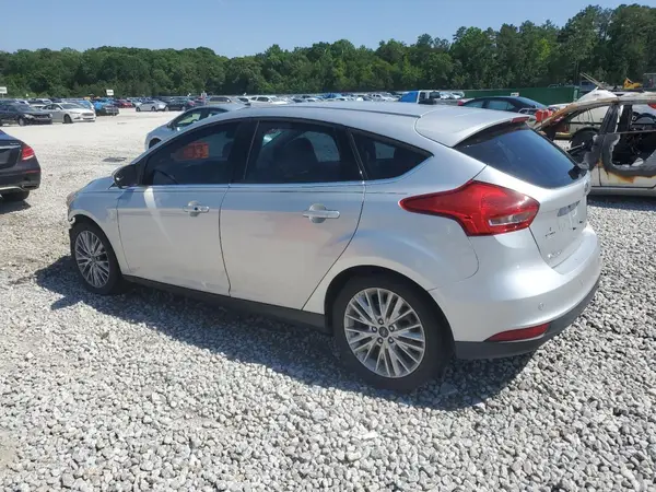 1FADP3N24JL326253 2018 FORD FOCUS - Image 2