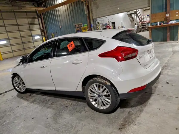 1FADP3N25GL222637 2016 FORD FOCUS - Image 2