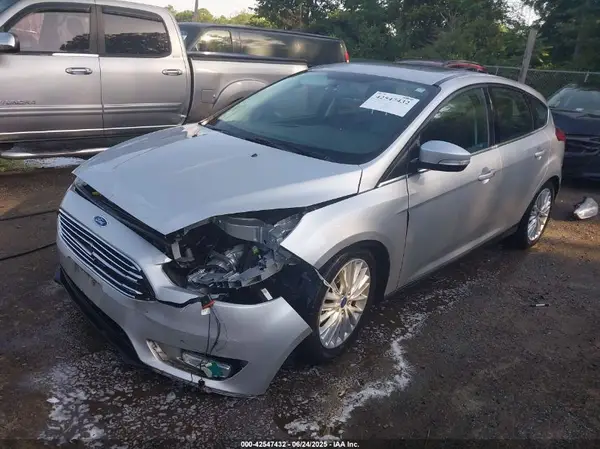 1FADP3N25GL250227 2016 FORD FOCUS - Image 2
