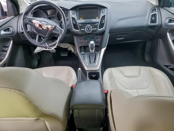 1FADP3N25GL299413 2016 FORD FOCUS - Image 8