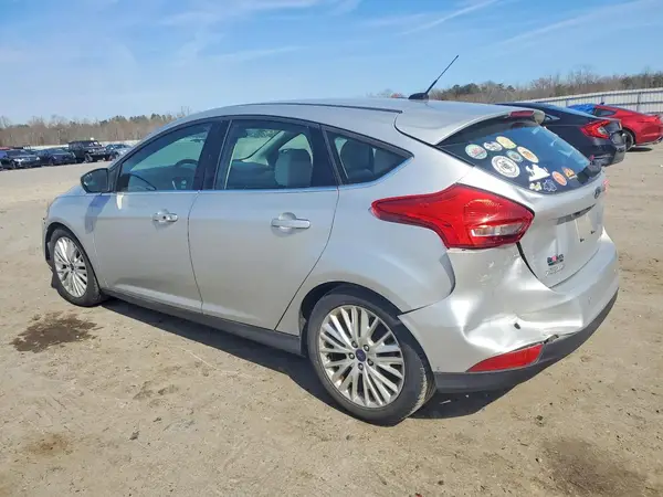 1FADP3N25GL302889 2016 FORD FOCUS - Image 2