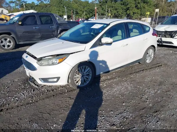 1FADP3N25GL321295 2016 FORD FOCUS - Image 2