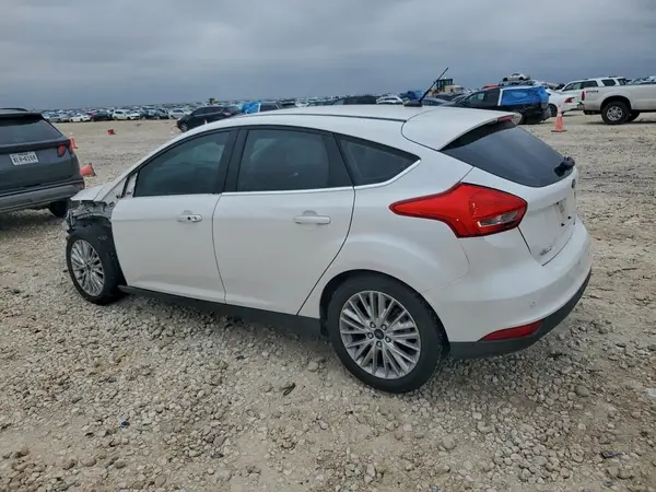 1FADP3N25GL326030 2016 FORD FOCUS - Image 2