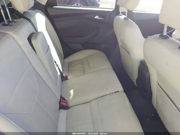 1FADP3N25GL345869 2016 FORD FOCUS - Image 8