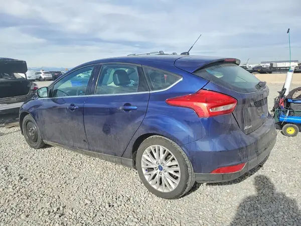 1FADP3N25GL374420 2016 FORD FOCUS - Image 2