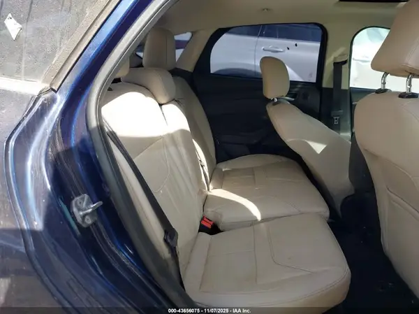 1FADP3N25HL206522 2017 FORD FOCUS - Image 8