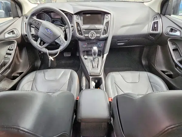 1FADP3N25HL279549 2017 FORD FOCUS - Image 8