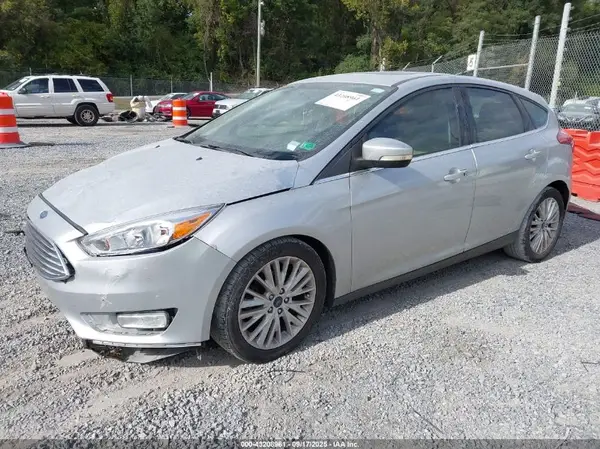 1FADP3N25HL291507 2017 FORD FOCUS - Image 2