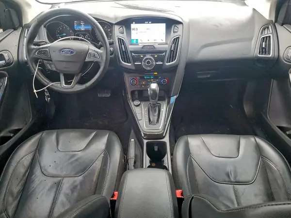 1FADP3N25HL313943 2017 FORD FOCUS - Image 8