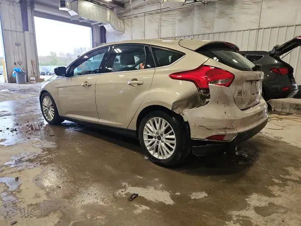 1FADP3N25HL329060 2017 FORD FOCUS - Image 2