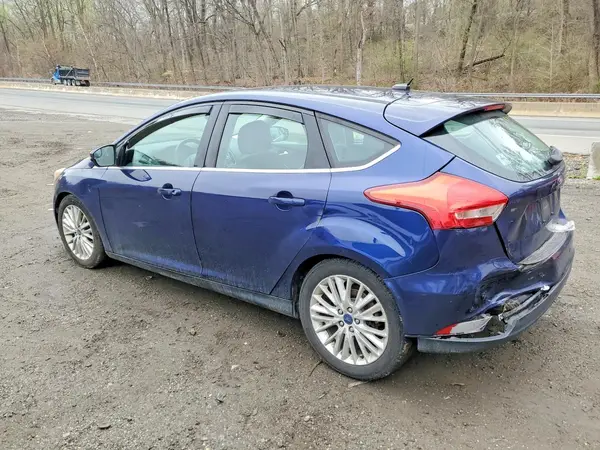 1FADP3N25HL338616 2017 FORD FOCUS - Image 2