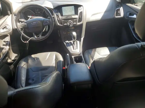 1FADP3N25HL338616 2017 FORD FOCUS - Image 8