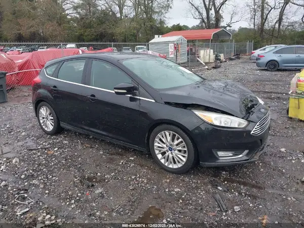 1FADP3N25HL349051 2017 FORD FOCUS - Image 1