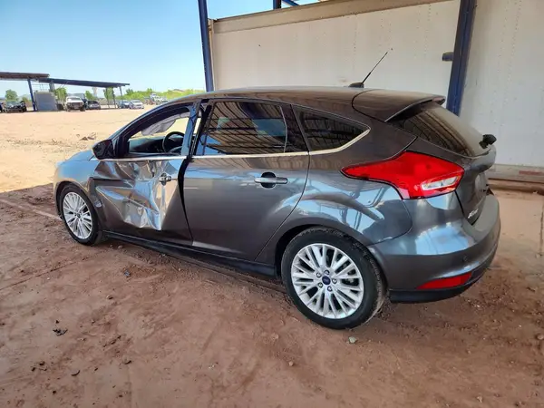 1FADP3N25HL349230 2017 FORD FOCUS - Image 2