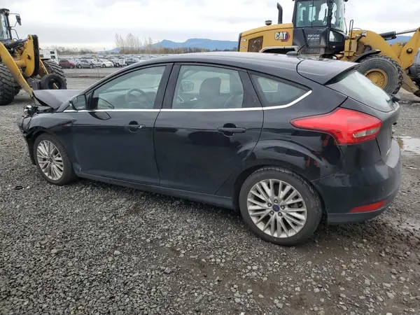 1FADP3N25JL220989 2018 FORD FOCUS - Image 2