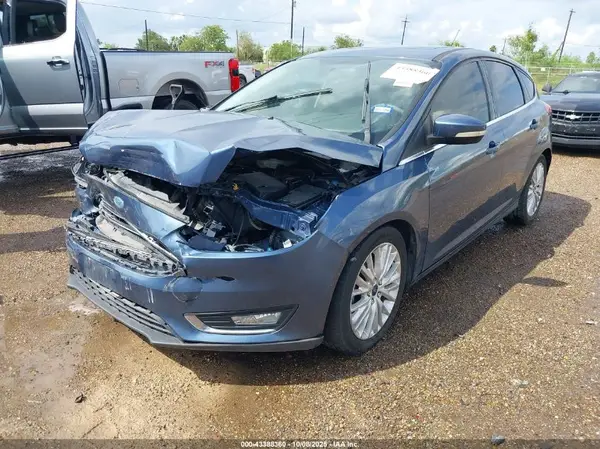 1FADP3N25JL233161 2018 FORD FOCUS - Image 2