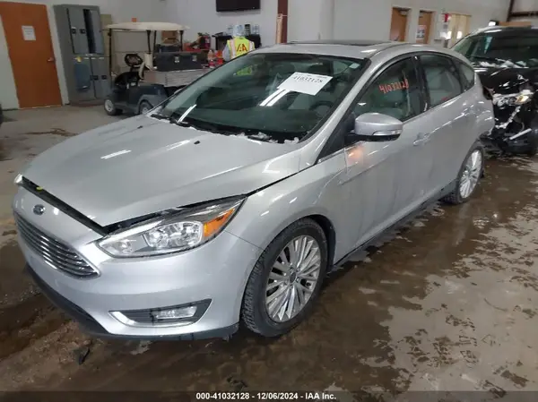 1FADP3N25JL261736 2018 FORD FOCUS - Image 2