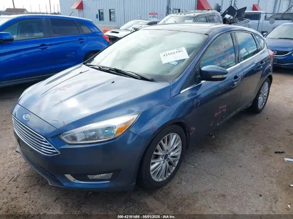 1FADP3N25JL261882 2018 FORD FOCUS - Image 2
