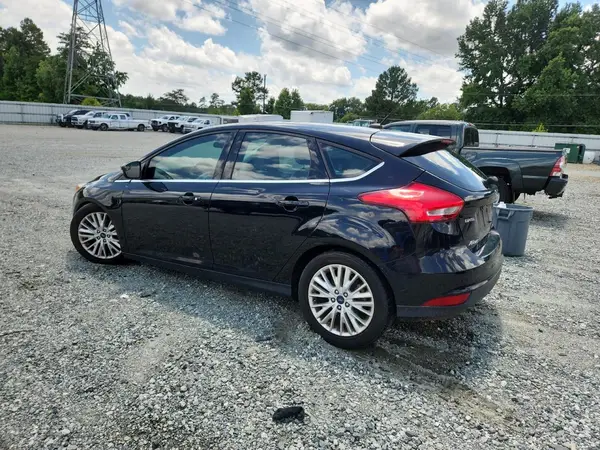 1FADP3N25JL279606 2018 FORD FOCUS - Image 2