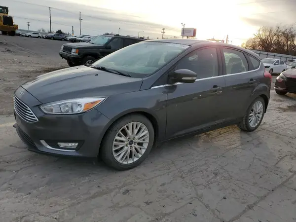 1FADP3N25JL281064 2018 FORD FOCUS - Image 1