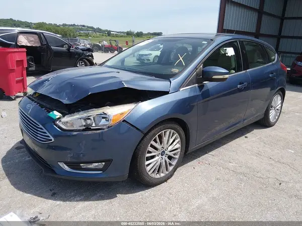 1FADP3N25JL283431 2018 FORD FOCUS - Image 2