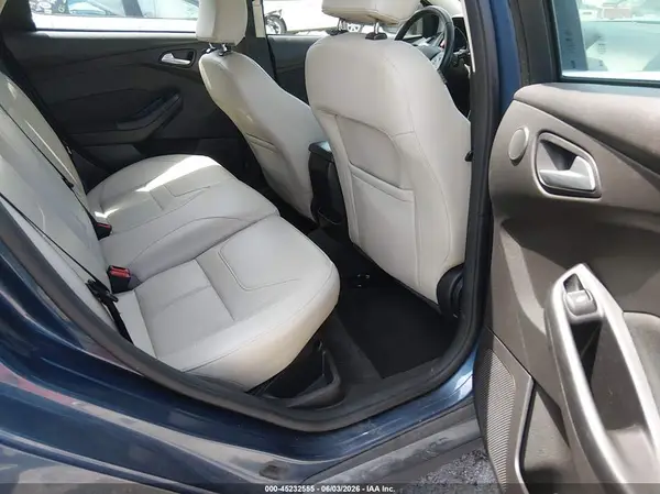 1FADP3N25JL283431 2018 FORD FOCUS - Image 8